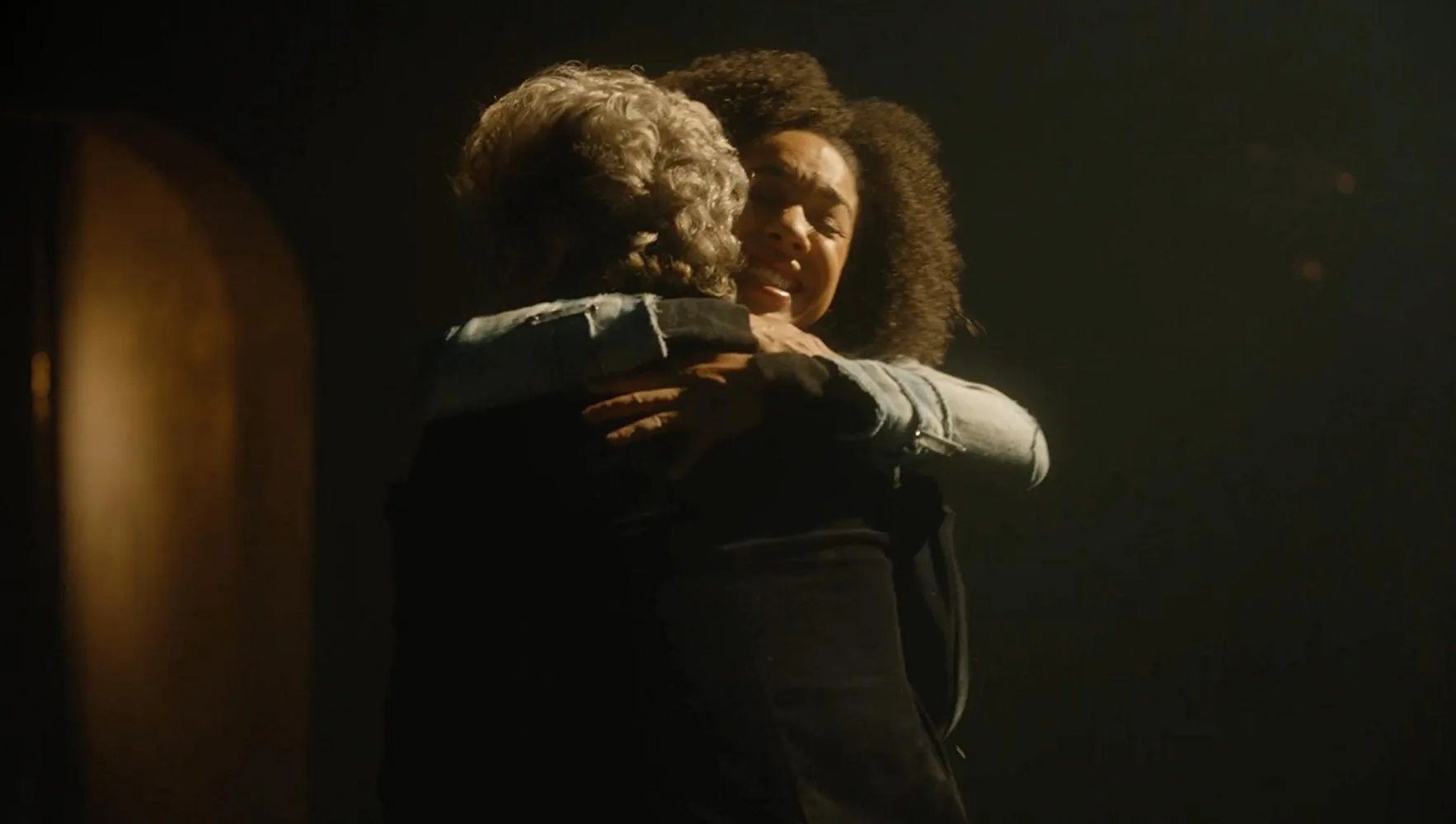 Peter Capaldi und Pearl Mackie in „Twice Upon a Time“