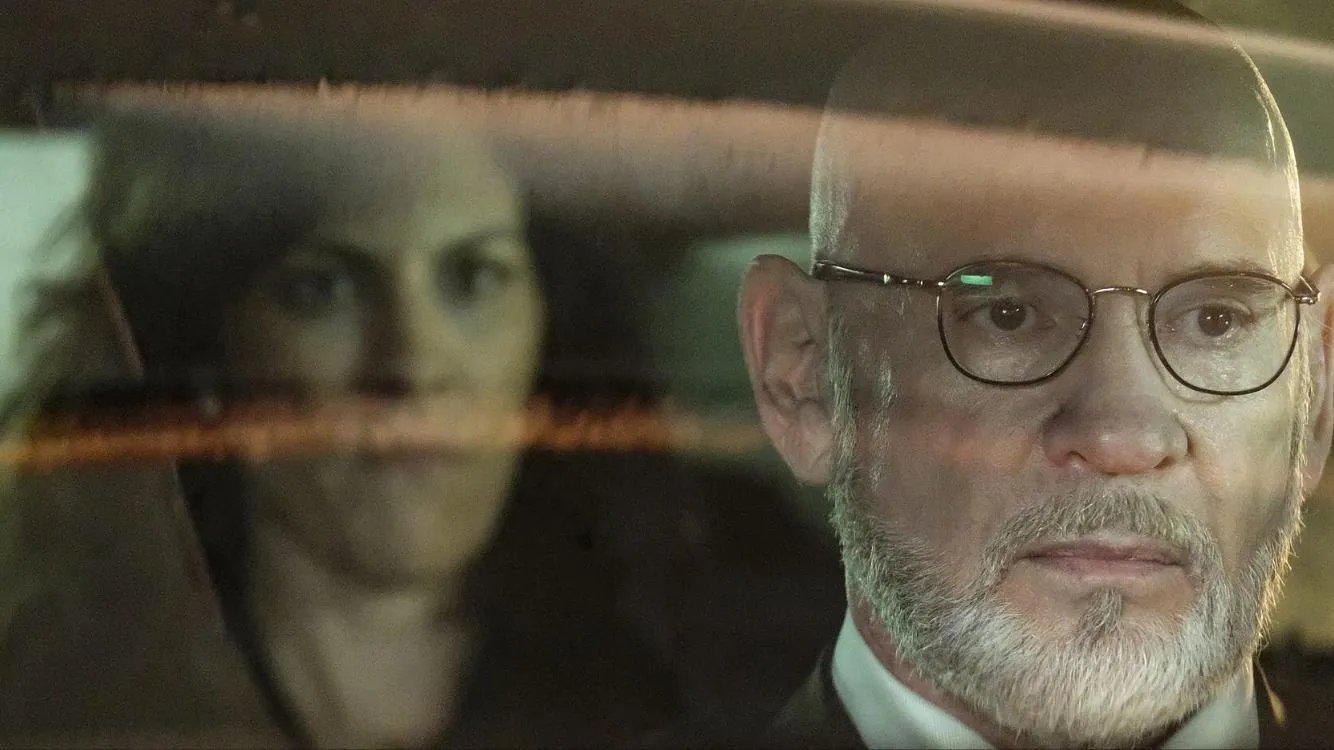 Annabeth Gish und Mitch Pileggi in „The X-Files“