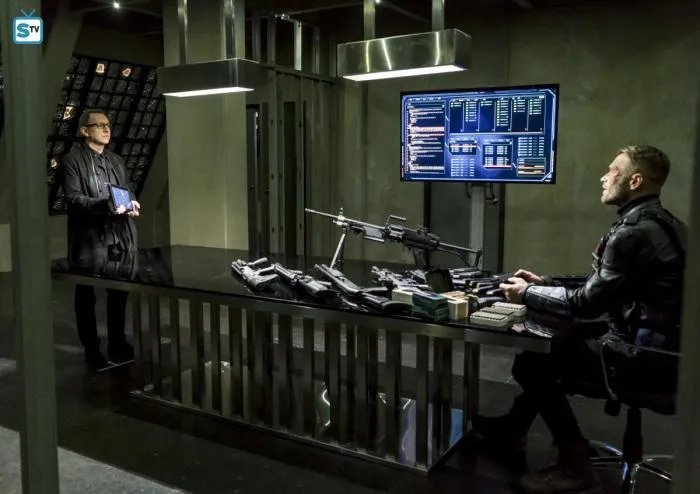 Szenenfoto aus der „Arrow“-Folge „Divided“