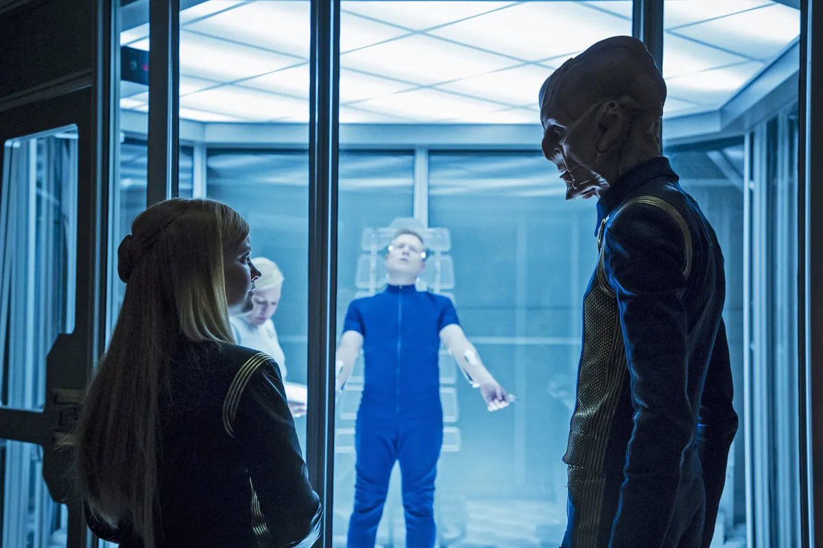 Doug Jones, Anthony Rapp und Mary Wiseman in „Star Trek: Discovery“