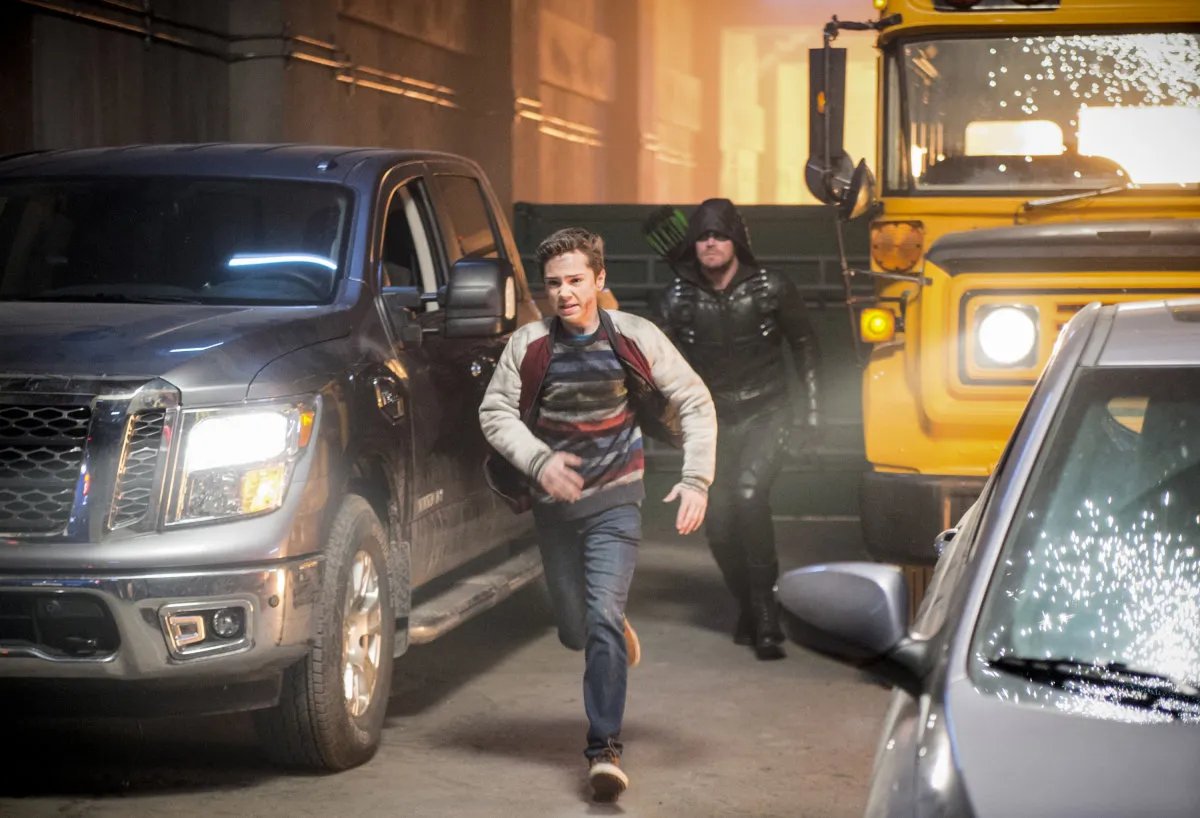 Szenenfoto aus der „Arrow“-Episode „We Fall“