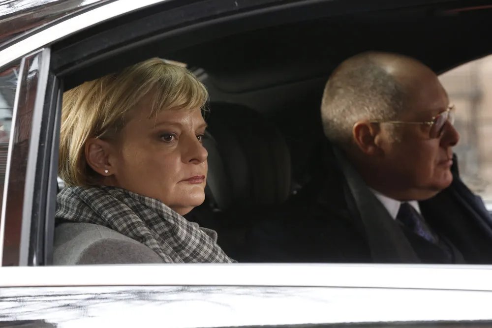 Martha Plimpton und James Spader in âThe Blacklistâ