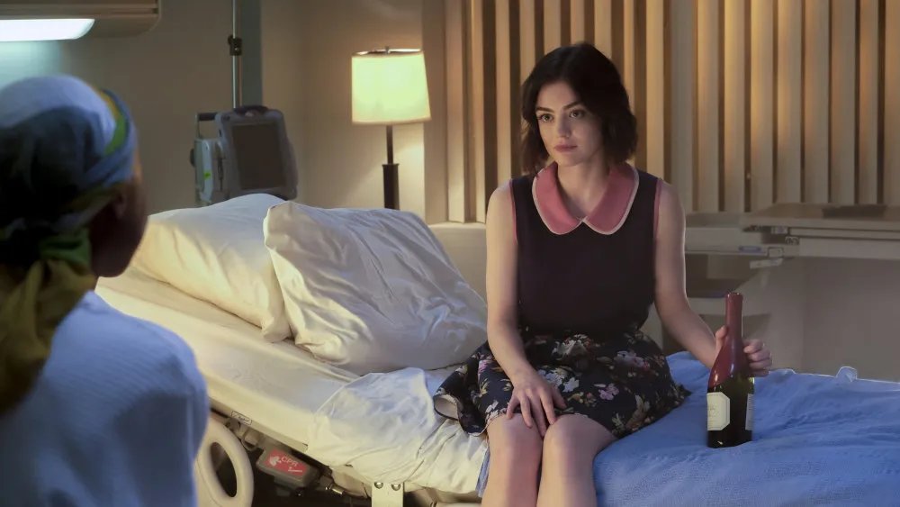 Stella (Lucy Hale)