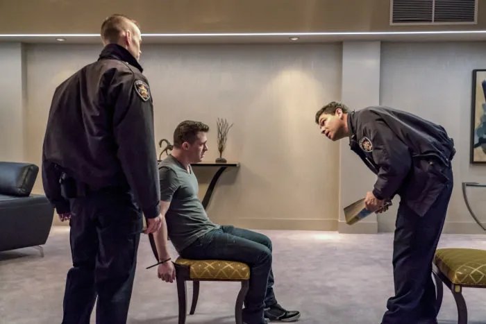 Szenenfoto aus der „Arrow“-Episode „Doppelganger“