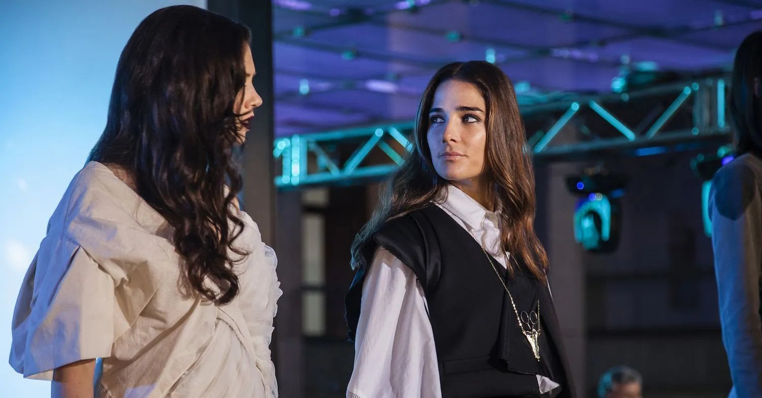 Delfina Chaves und Juana Viale in „Edha“