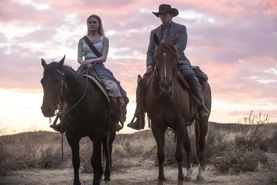 Coolness in Person II: Dolores (Evan Rachel Wood) und Teddy (James Marsden)