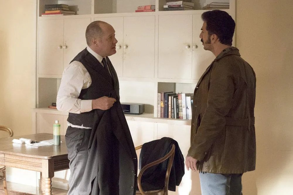 James Spader und Michael Arono in „The Blacklist“