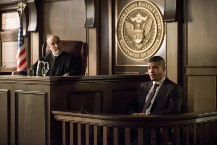 Szenenfoto aus der „Arrow“-Episode „Docket No. 11-19-41-73“ (6x20)