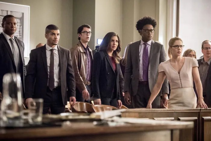 Szenenfoto aus der „Arrow“-Episode „Docket No. 11-19-41-73“ (6x20)