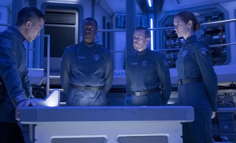 Byron Mann, Martin Roach und Morgan Kelly in der Serie „The Expanse“