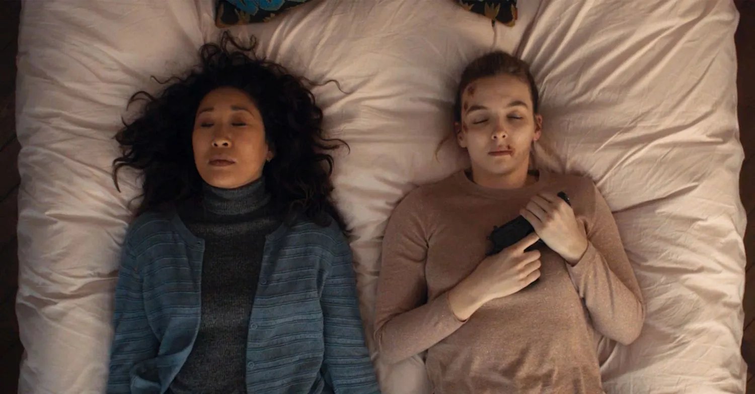 So nah waren sich die beiden Jägerinnen Eve (Sandra Oh) und Villanelle (Jodie Comer) noch nie.