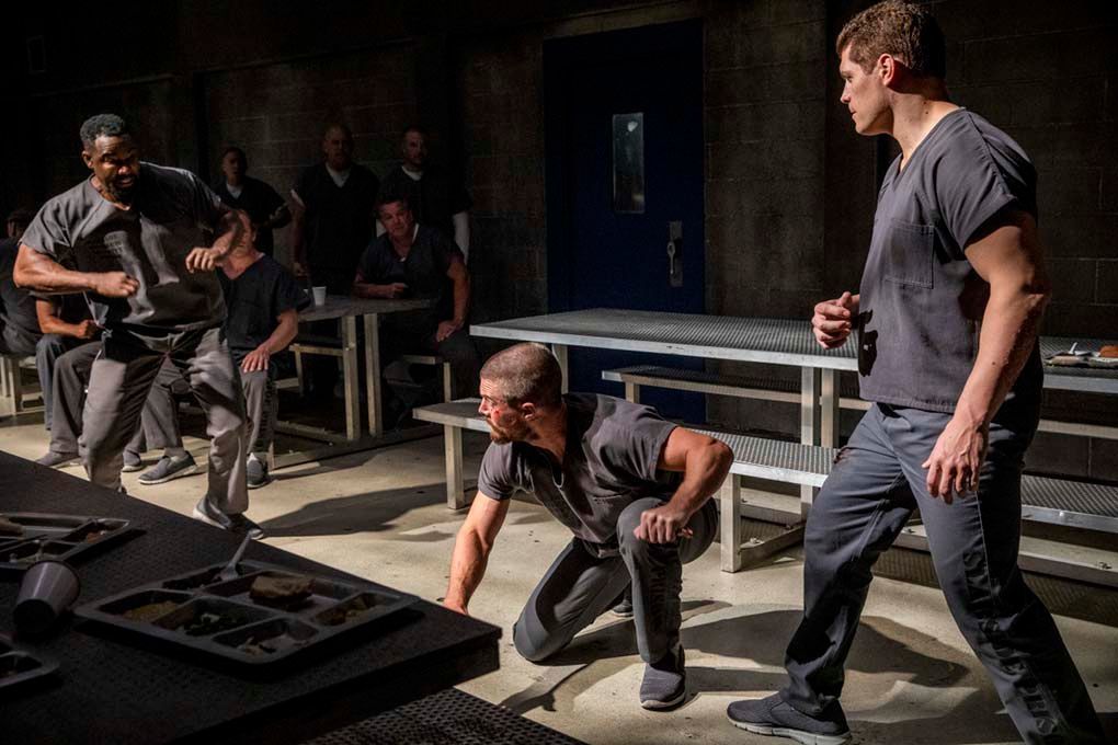 Szenenfoto aus der Arrow-Folge Inmate 4587