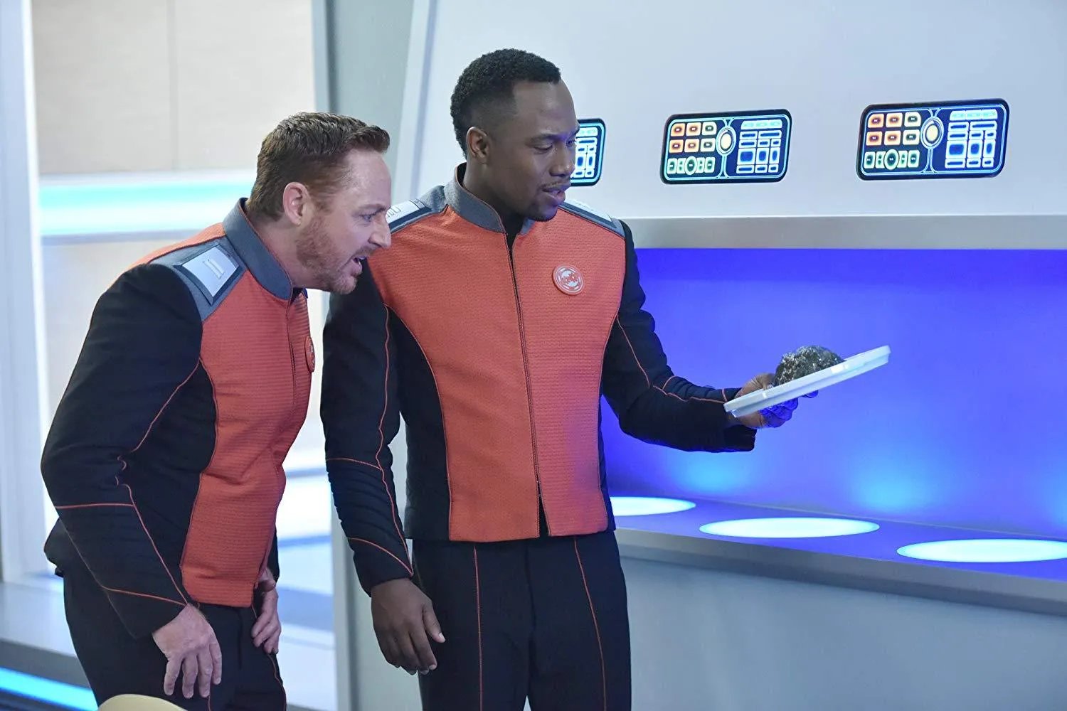 Szenenbild der Orville-Episode Primal Urges