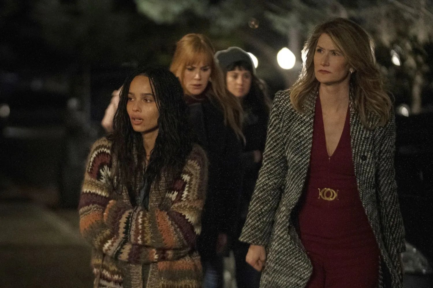 Szenenbild von Big Little Lies: Bonnie (Zoe Kravitz) und der Rest reinigen ihr Gewissen.