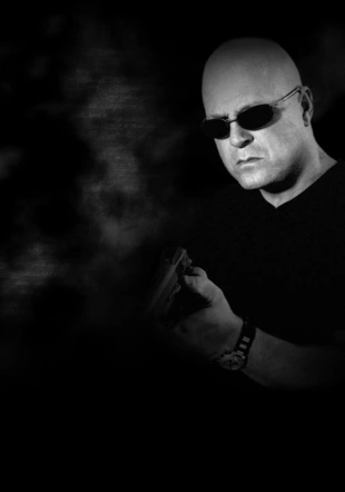 Staffel 1 Serienposter 11