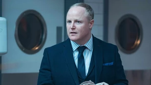 Gary Lamont als Dean