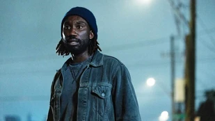 Nathan Stewart-Jarrett als Joe