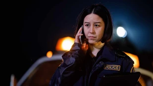 Nina Oyama als Abbie