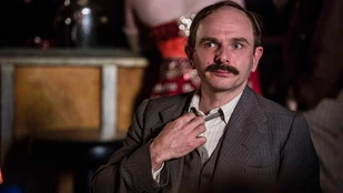 Jack Deam als Inspector Mallory