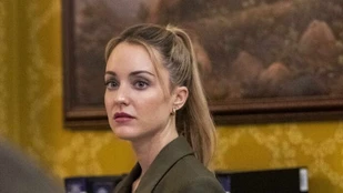 Christina Wolfe als Amanda Tate