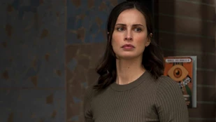 Heida Reed als Jamie Kellett