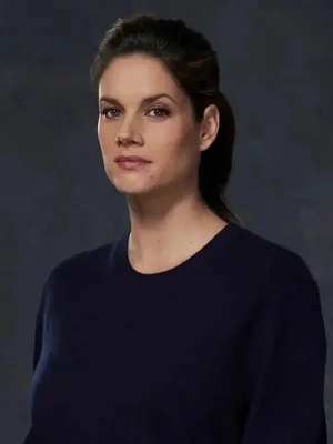 Special Agent Maggie Bell