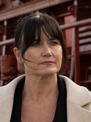 DCI Cora MacMillan
