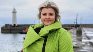 Tara Lynne O'Neill als Police Inspector Eve Dunlop