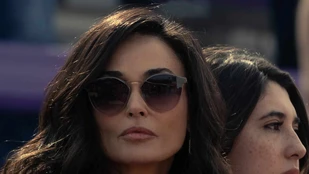 Demi Moore als Cami
