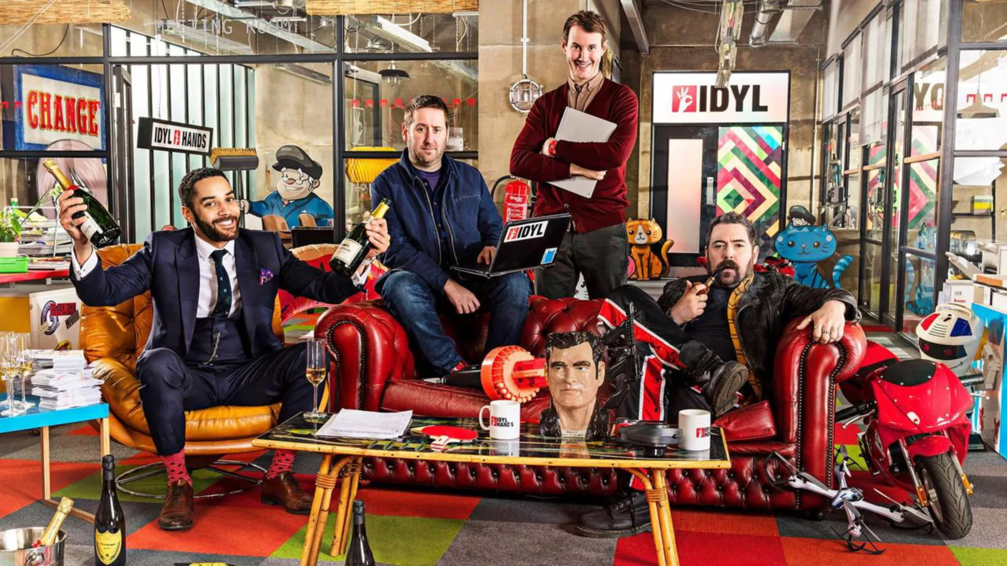 Loaded - Streams, Episodenguide und News zur Serie