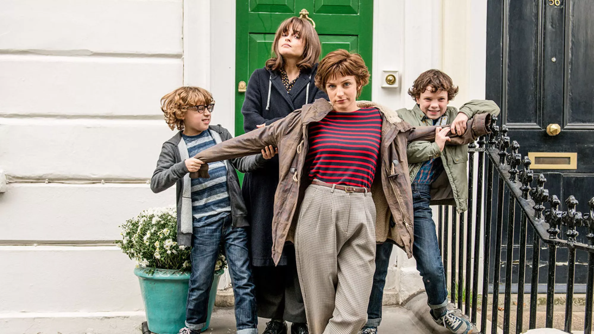 Love, Nina - Episodenguide und News zur Serie