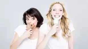 Garfunkel and Oates