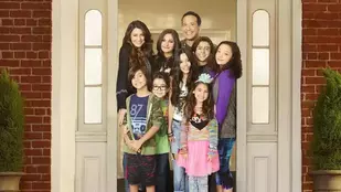 Mittendrin und kein Entkommen | US-Serie bei Serienjunkies.de