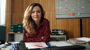 Frau Jordan stellt gleich