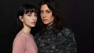 Two Sisters