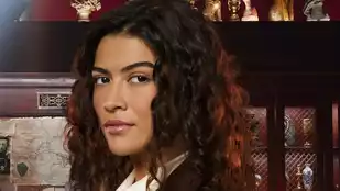 Lisette Alexis als Jess