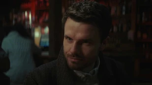 Ronan Raftery als Emerson
