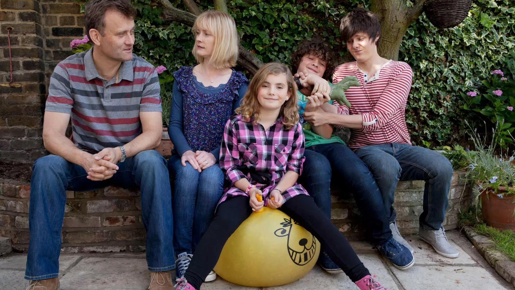 Outnumbered - Episodenguide und News zur Serie