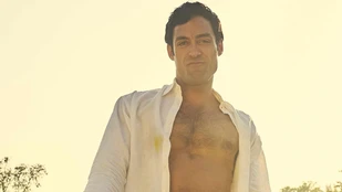Alex Hassell als Rupert