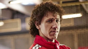 Matt Mella als Alain