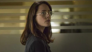 Kaya Scodelario als Laura