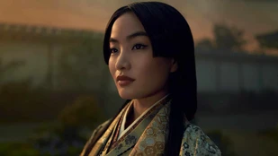 Anna Sawai als Lady Mariko