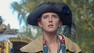 Louisa Harland als Nell