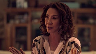 Michelle Yeoh als Ellen