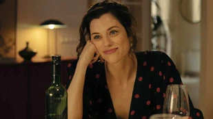 Jessica De Gouw als Becka
