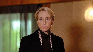 Lia Williams als Isabel Kirby
