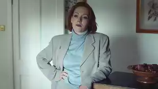 Charlotte Spencer als Nicki Jennings