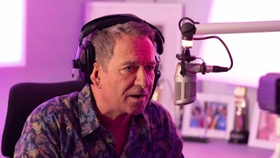 Sean Pertwee als Lawrence