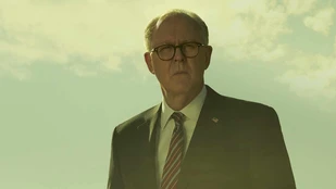 John Lithgow als Harold Harper