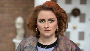 Rosie Cavaliero als Diane